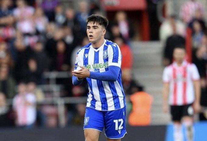 罗马诺:曼联小将阿马斯纯租借加盟诺维奇的交易已敲定