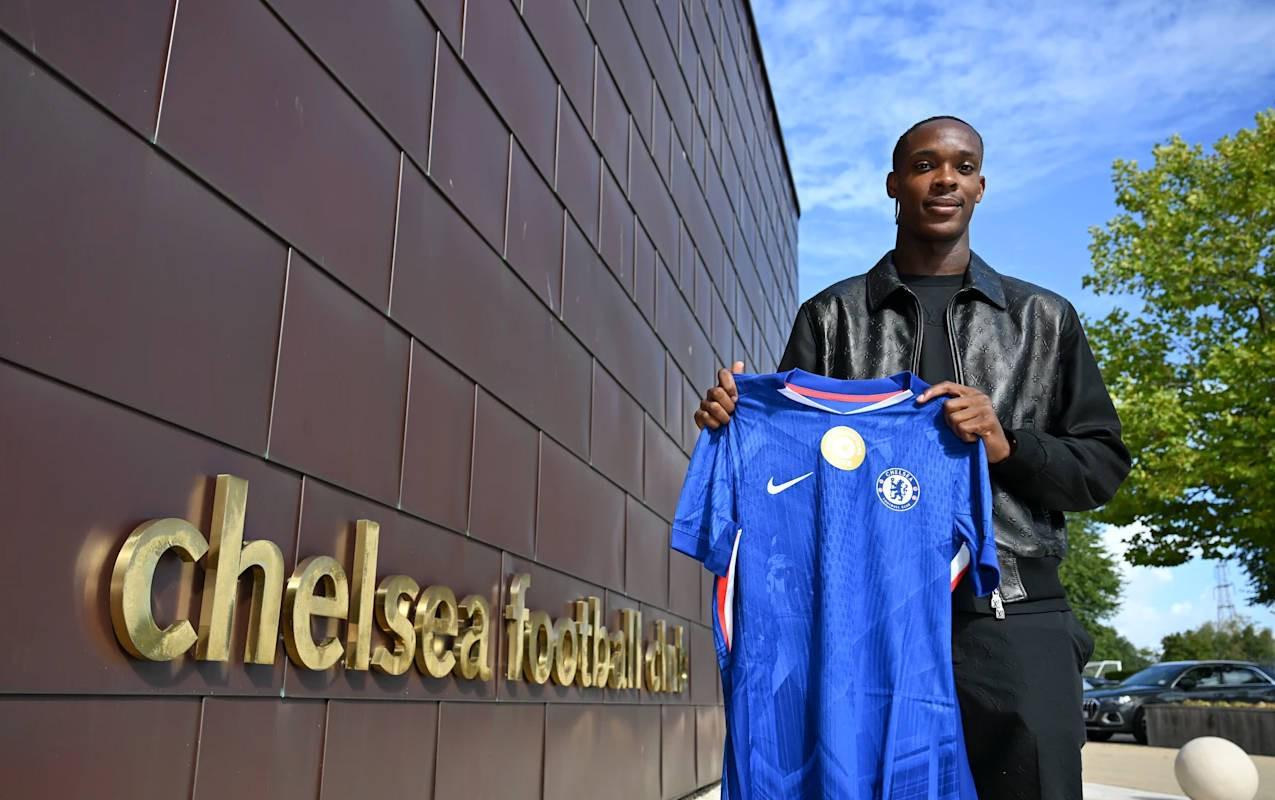 乐鱼体育-官方：切尔西签下斯特拉斯堡前锋埃梅加，球员将在明夏加盟