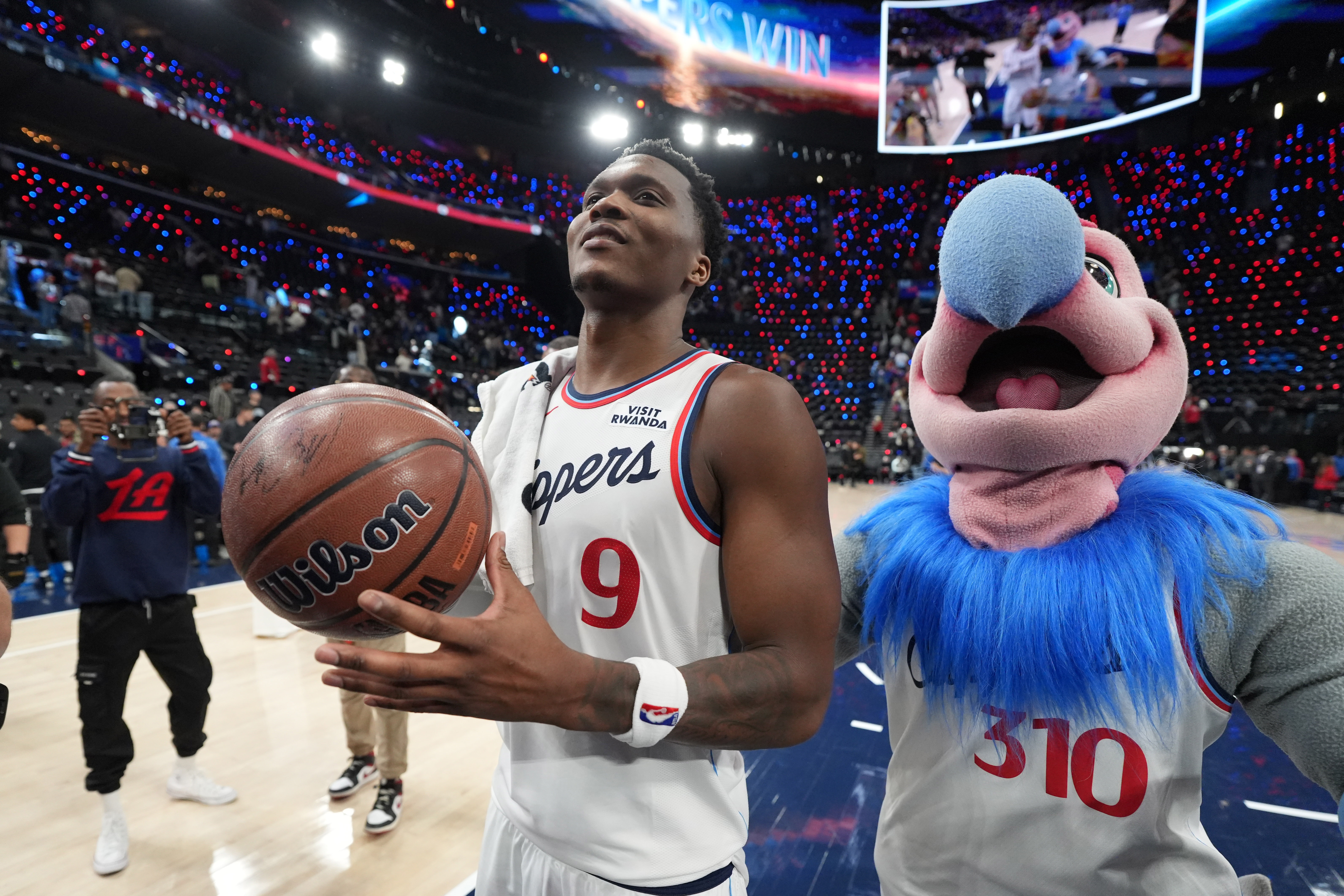 LEYU-卡莱尔:我都说多少遍了 马瑟林是天生的得分机器 得分就这么轻松