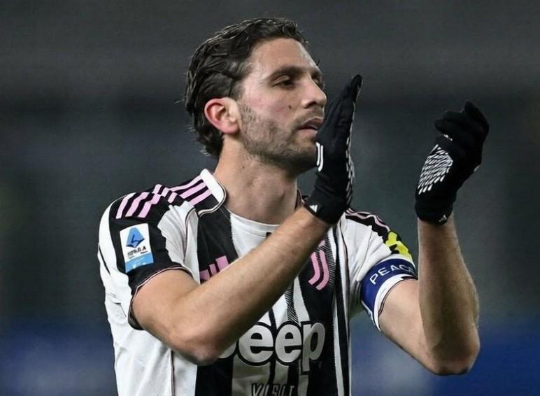 乐鱼体育-解围失误导致丢球，尤文队长洛卡特利赛后在社交媒体上道歉